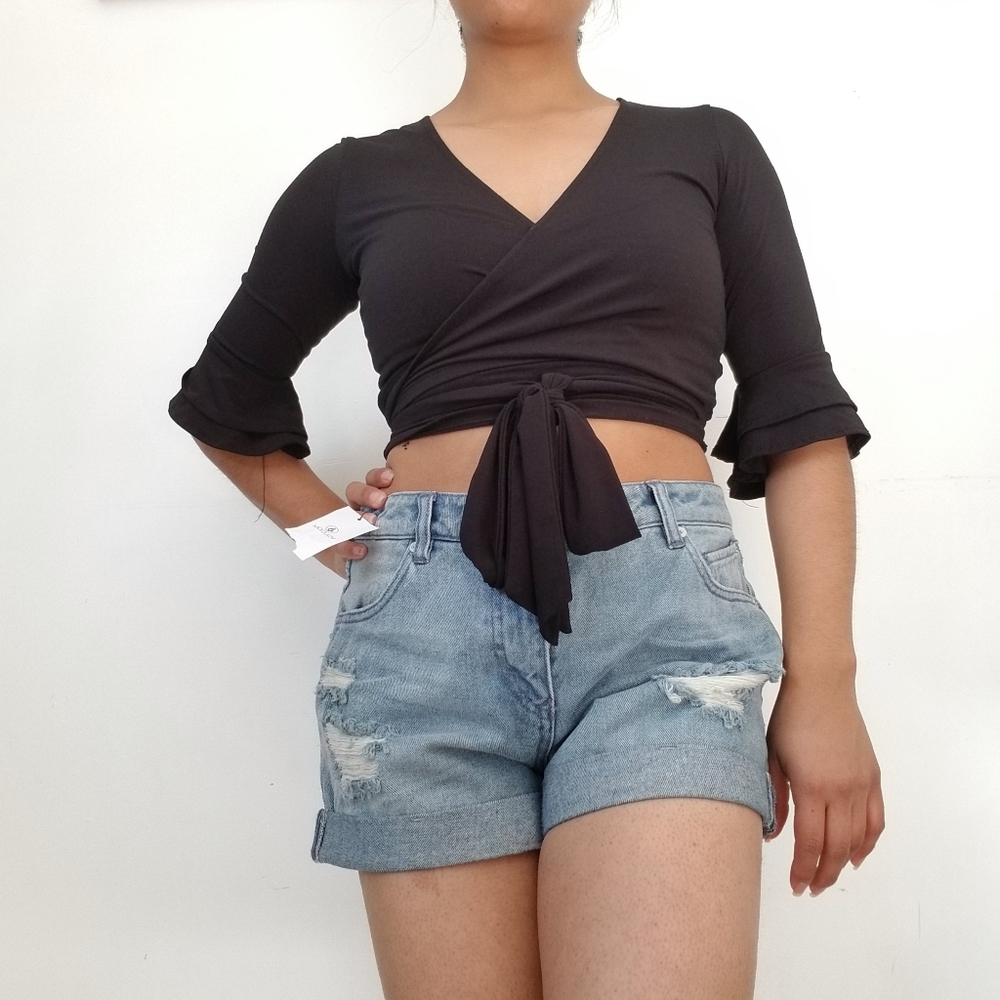 NWT Volcom Brand Jeans Boyfriend Distress Shorts